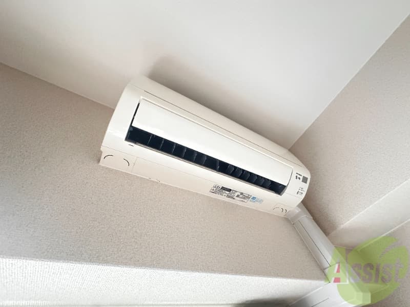 Room image 12