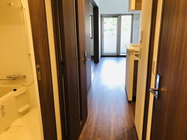 Room image 13