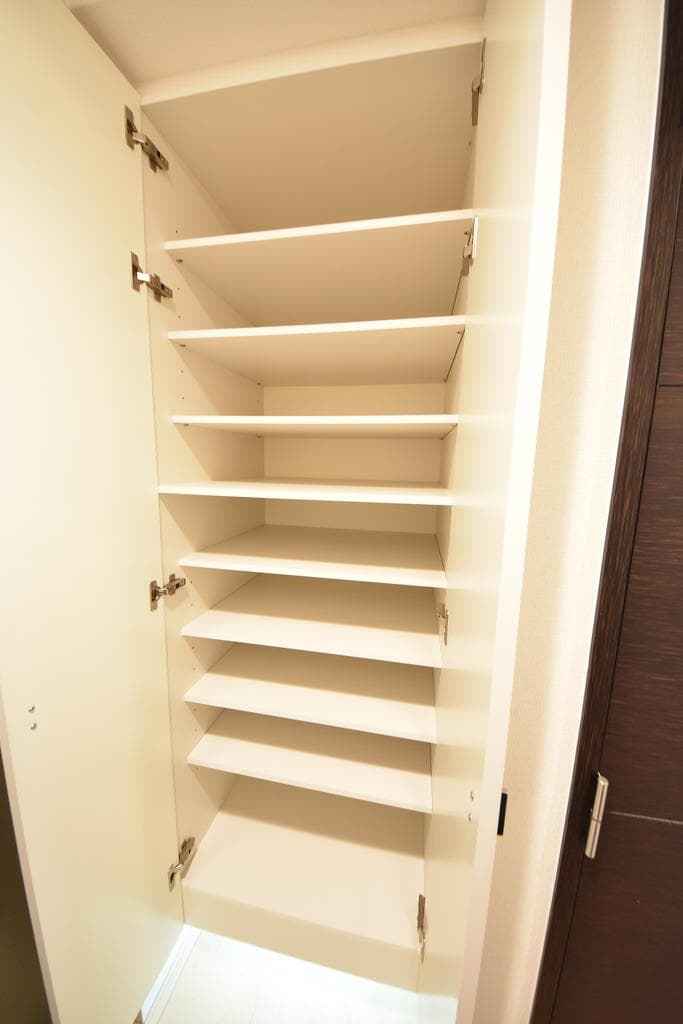Room image 12