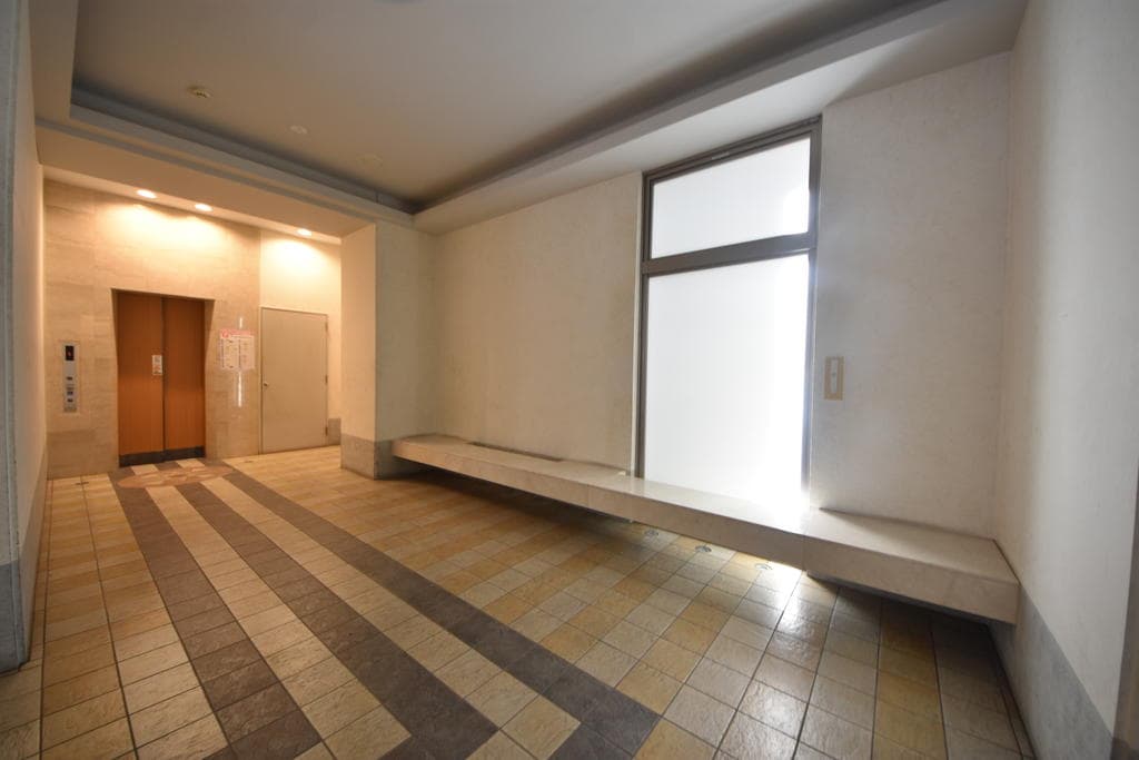 Room image 13