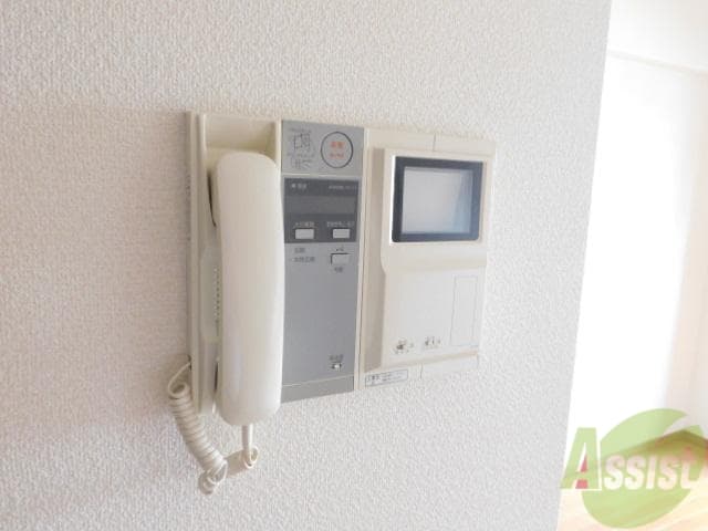 Room image 11