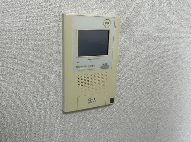 Room image 11