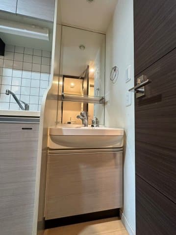 Room image 9