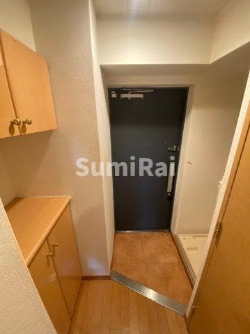 Room image 12