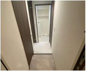 Room image 12