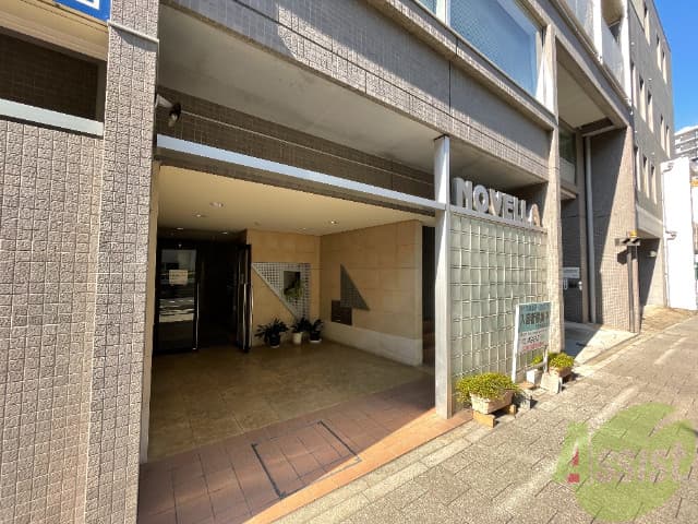 Room image 14