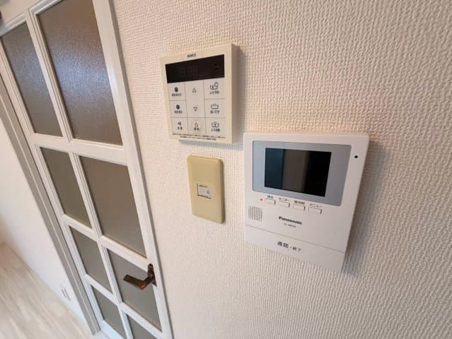 Room image 10