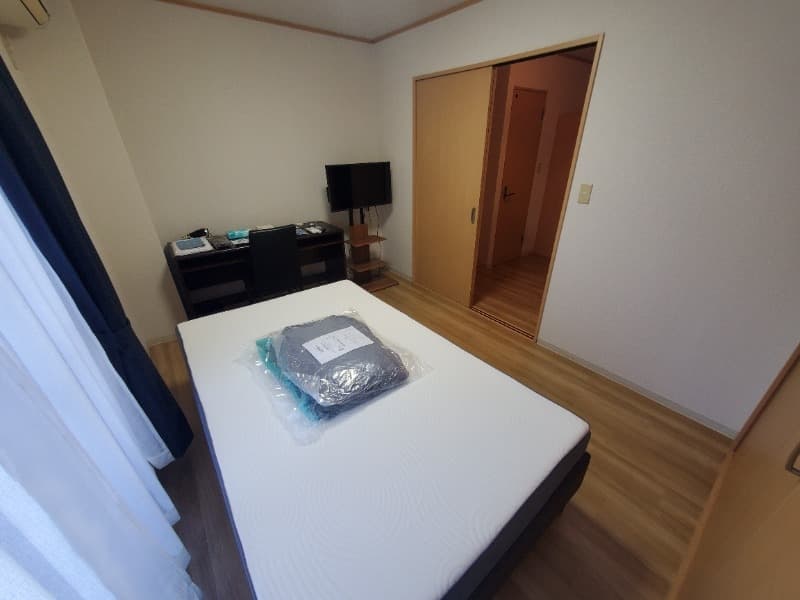 Room image 8