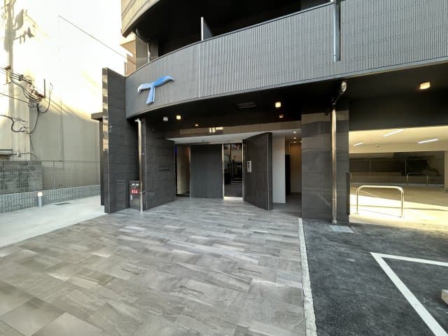 Room image 12