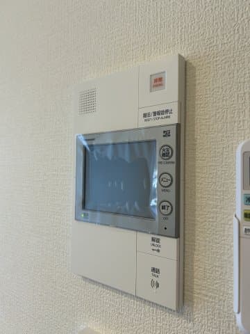 Room image 11