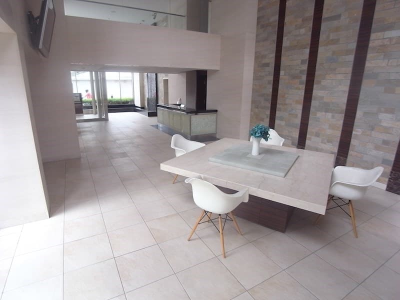 Room image 13