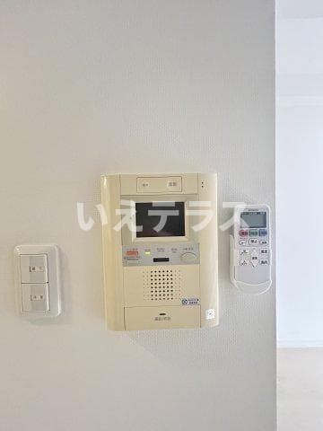 Room image 10