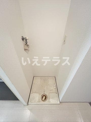 Room image 11