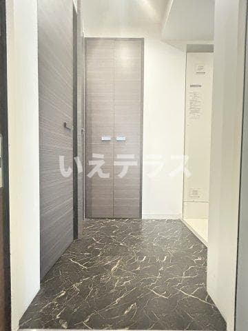 Room image 12