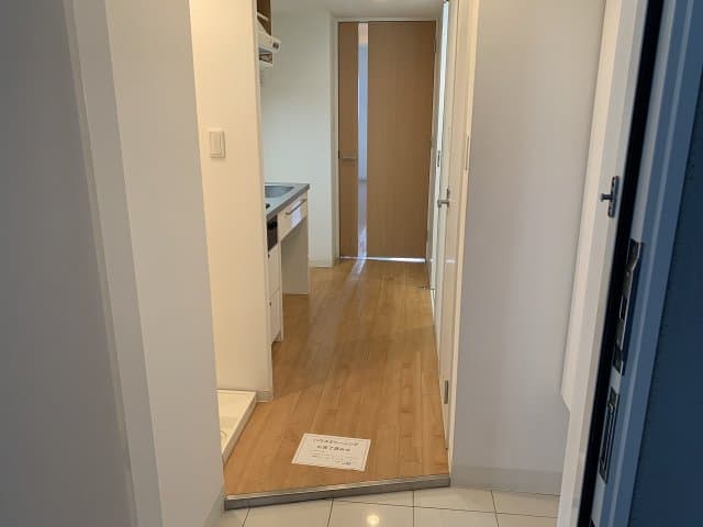 Room image 13