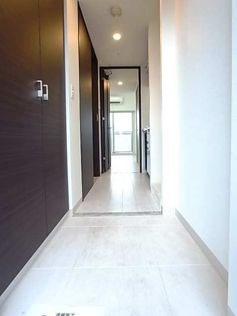 Room image 13