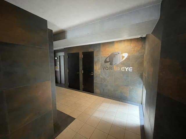 Room image 14