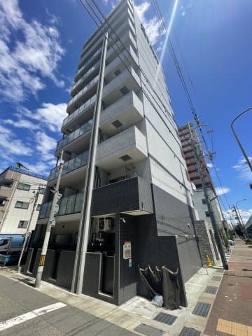 Main Image