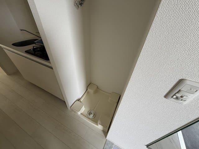 Room image 12