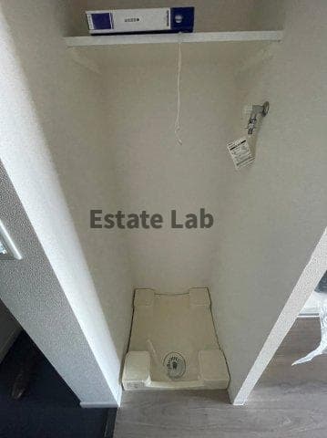 Room image 11