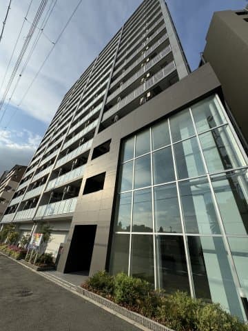 Main exterior of Estem Court Kobe Harborland Mae VII Label