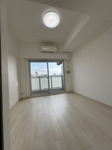 Preview interior of Estem Court Kobe Harborland Mae VII Label