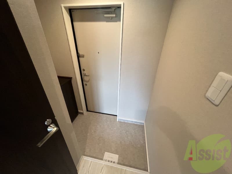 Room image 13
