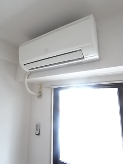 Room image 11