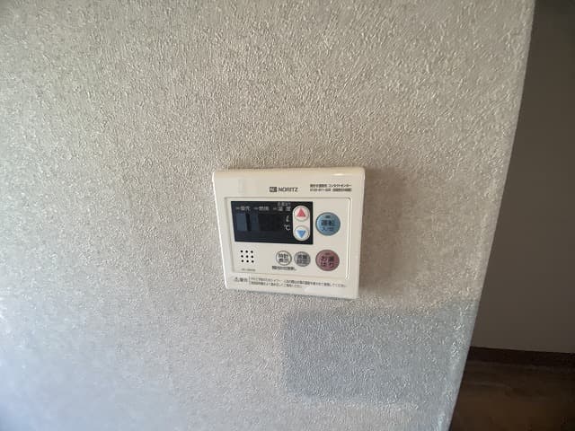 Room image 16