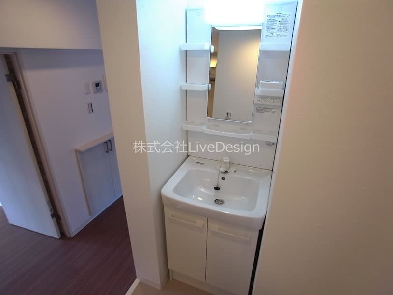 Room image 9