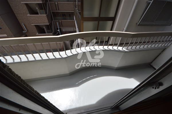Room image 9