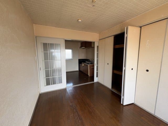 Preview interior of Seocourt Takamaru