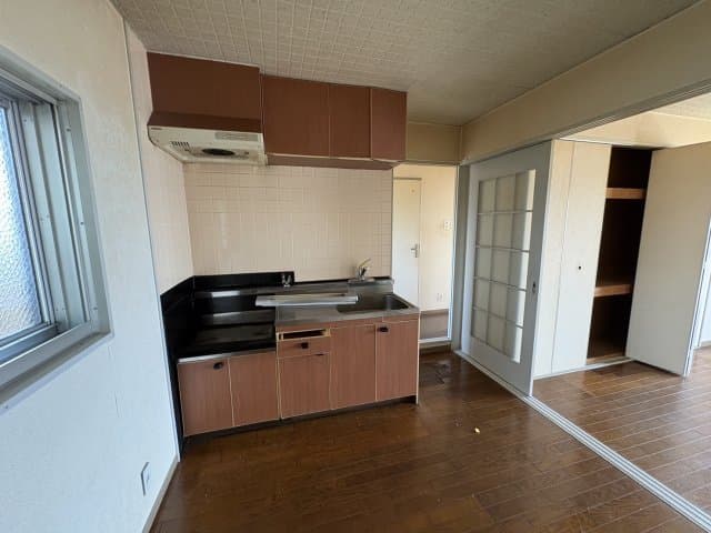 Preview interior of Seocourt Takamaru