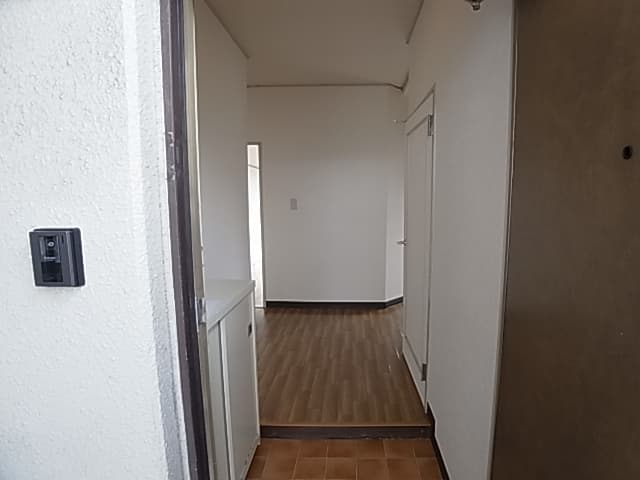 Room image 15