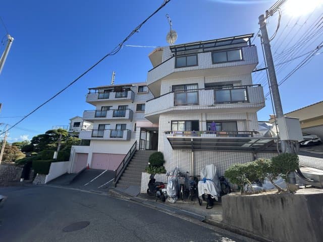 Main exterior of Hillside Terrace Tsuiji