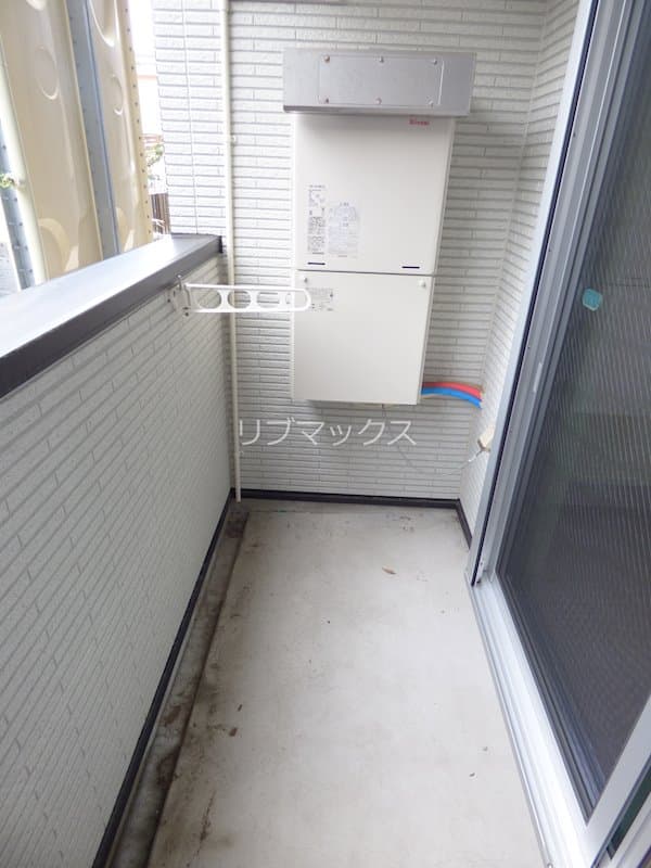 Room image 10