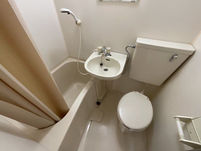 Room image 8