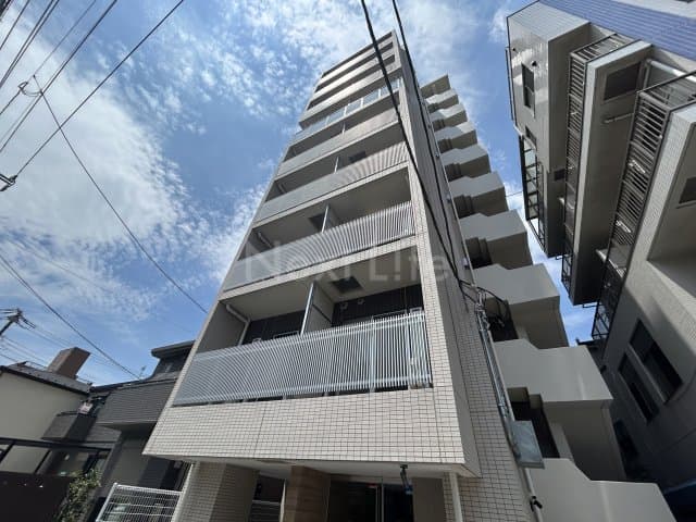 Main Image