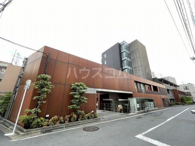 Main exterior of Castalia Musashi Kosugi