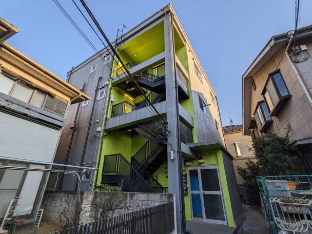 Main exterior of Rb Ballet House