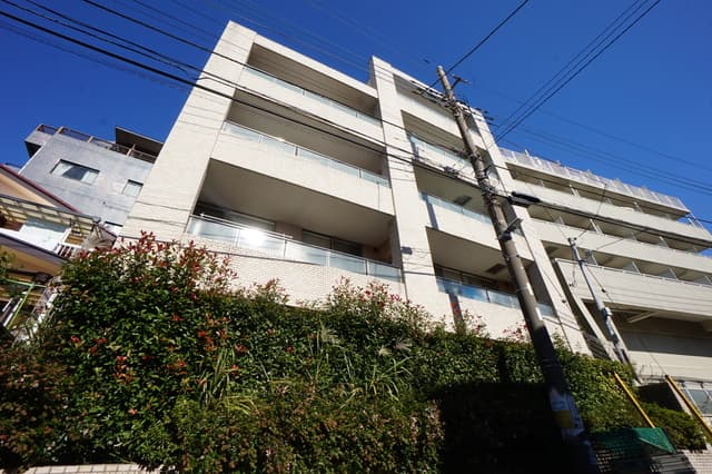 Main exterior of Rb Sunphony Kajigaya