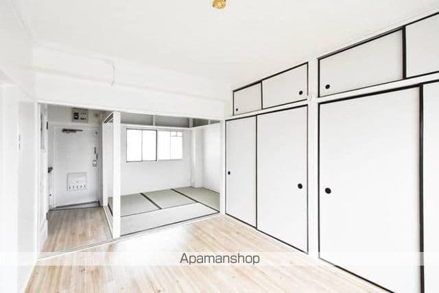 Preview interior of LG Village House Kawai Shuku Building 6
