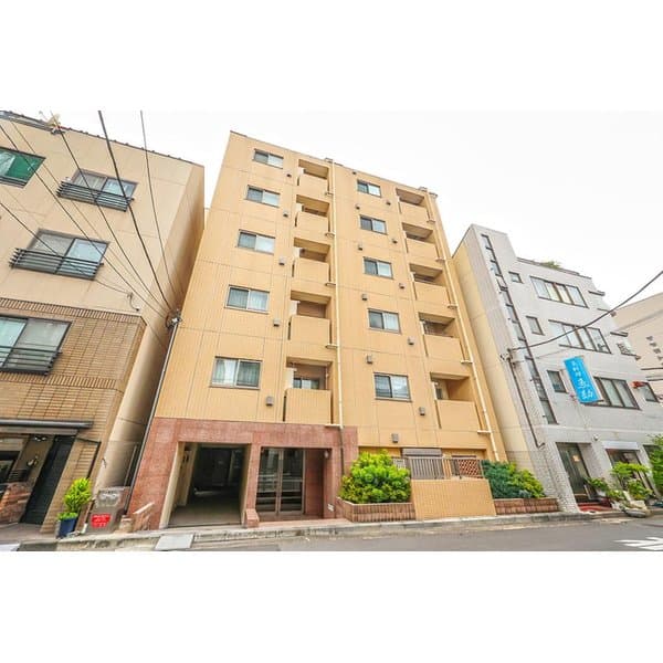 Main exterior of 06292648