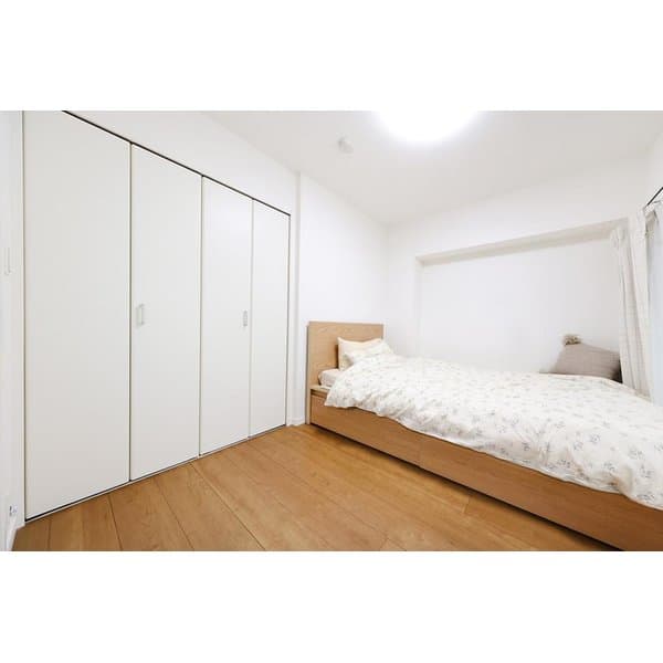Preview interior of 06292648
