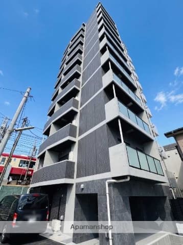Main exterior of ARCobaleno Yokohama Koyasu