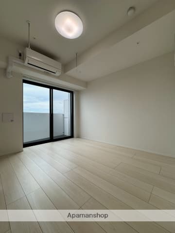 Preview interior of ARCobaleno Yokohama Koyasu