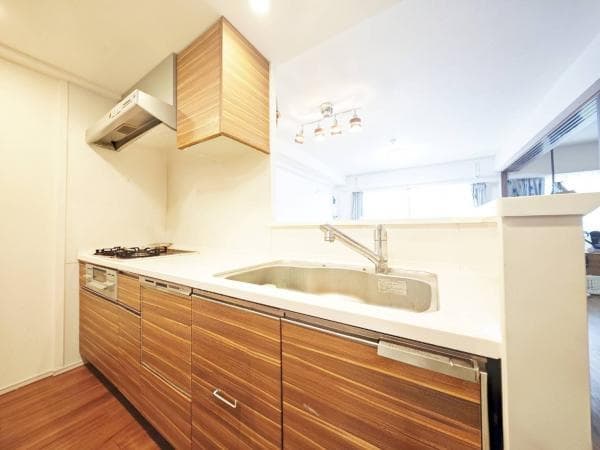 Preview interior of 06292637