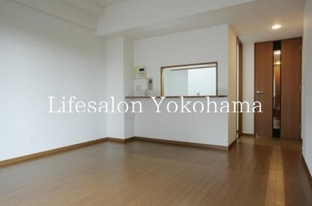 Preview interior of Camelot Kamiohkan