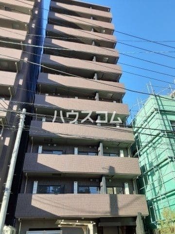 Main exterior of Brise Yoshinocho