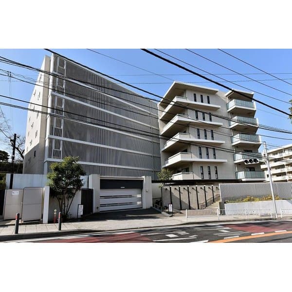 Main exterior of 05292635